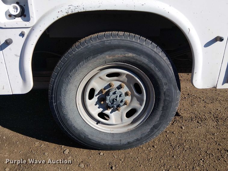 image for item EC1287 2015 Ford F250 Super Duty utility bed pickup truck