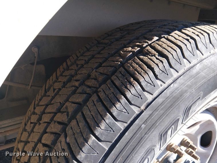 image for item EC1287 2015 Ford F250 Super Duty utility bed pickup truck