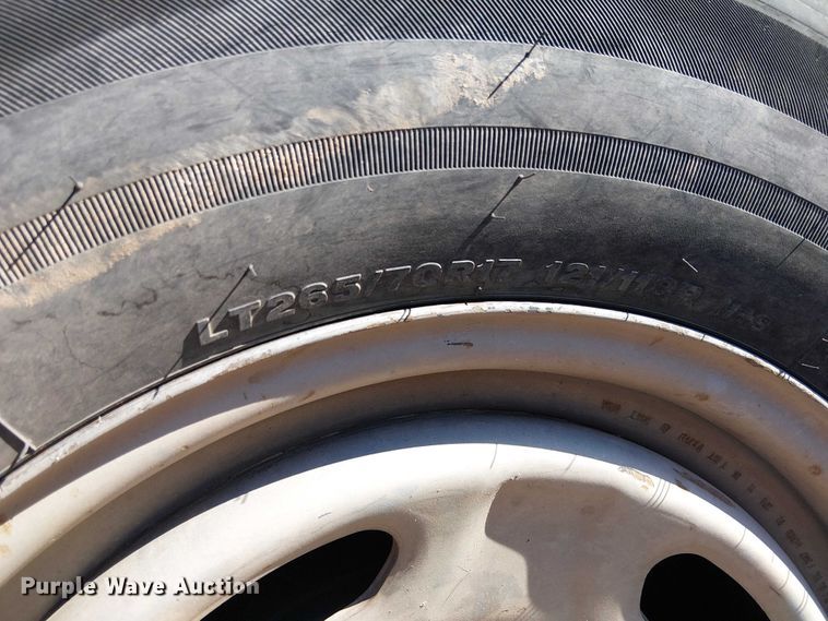 image for item EC1287 2015 Ford F250 Super Duty utility bed pickup truck