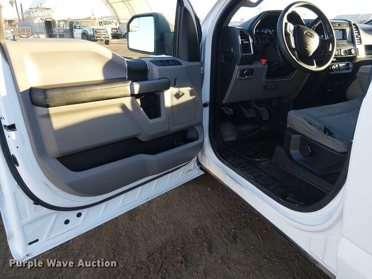 image for item EC1289 2016 Ford F150 SuperCrew pickup truck