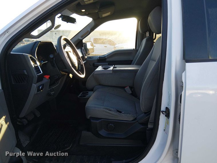 image for item EC1289 2016 Ford F150 SuperCrew pickup truck