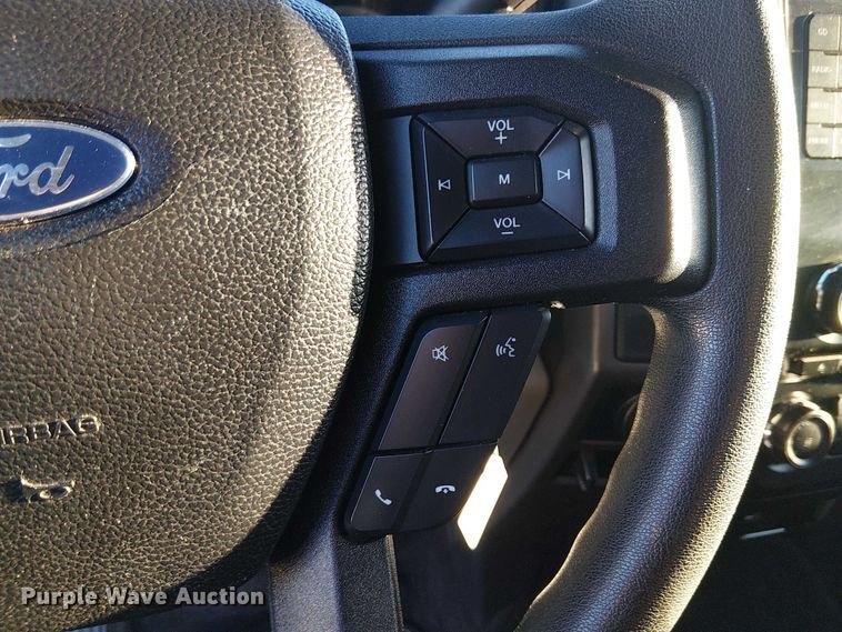 image for item EC1289 2016 Ford F150 SuperCrew pickup truck