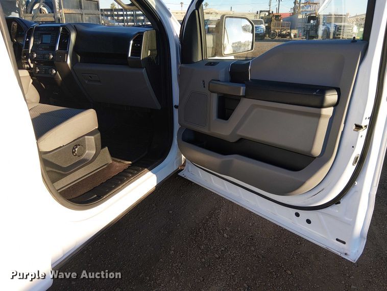 image for item EC1289 2016 Ford F150 SuperCrew pickup truck