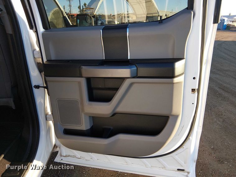 image for item EC1289 2016 Ford F150 SuperCrew pickup truck