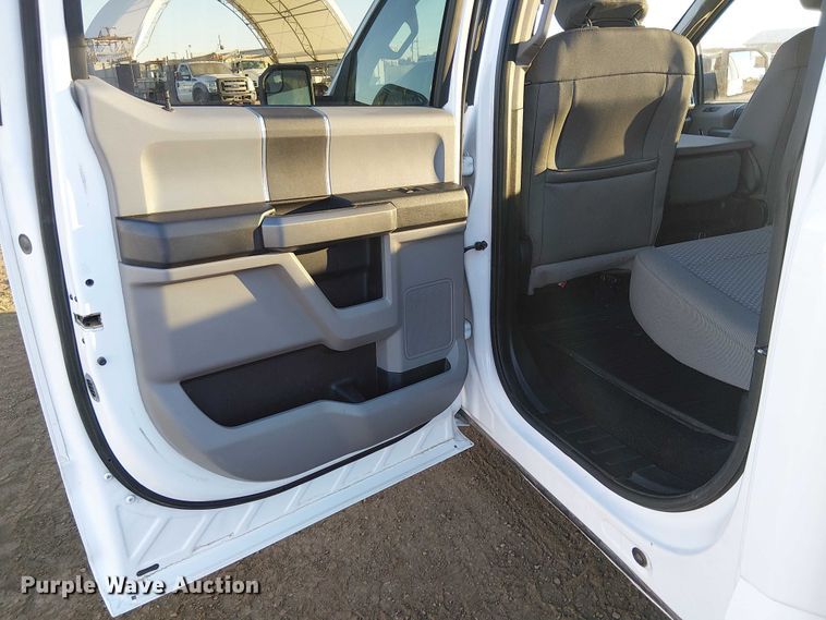 image for item EC1289 2016 Ford F150 SuperCrew pickup truck