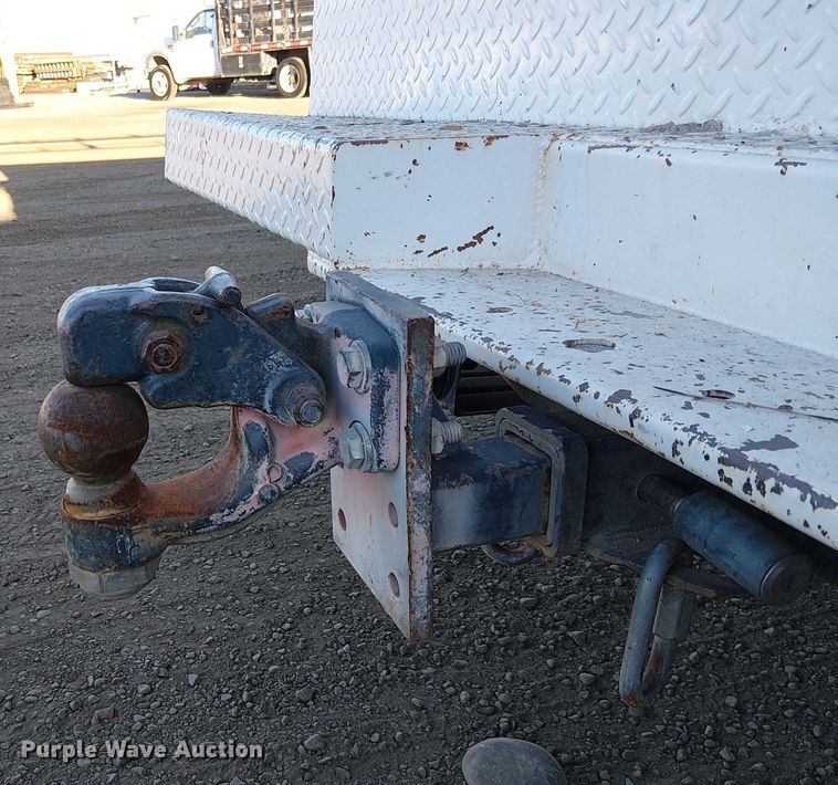 image for item EC1290 2015 Ford   F250 Super Duty utility bed pickup truck