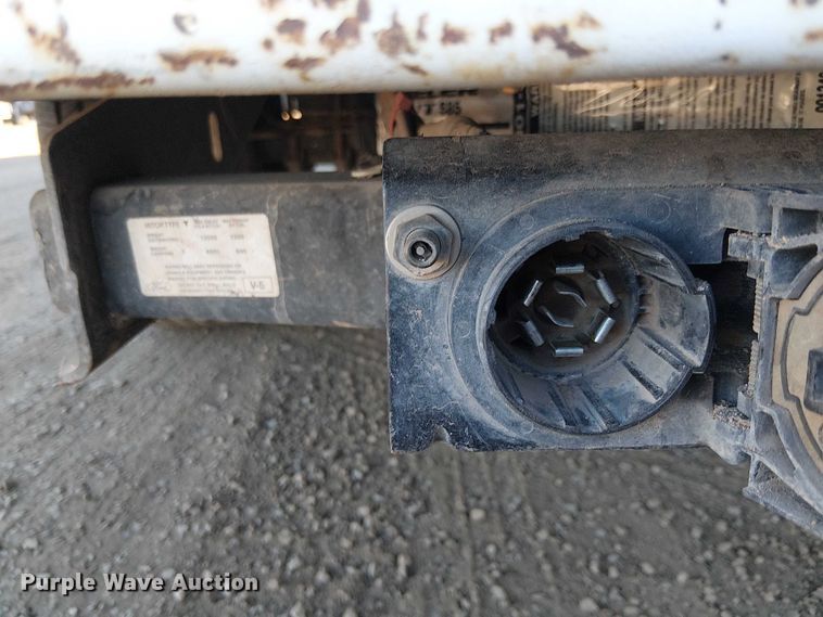 image for item EC1290 2015 Ford   F250 Super Duty utility bed pickup truck