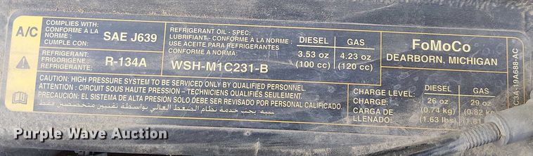 image for item EC1290 2015 Ford   F250 Super Duty utility bed pickup truck