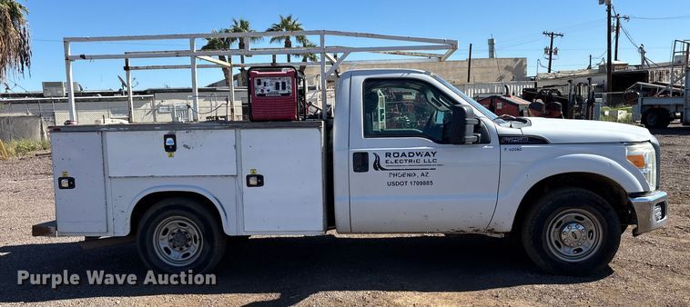 image for item EC1304 2016 Ford F250 Super Duty utility bed pickup truck