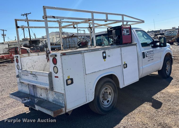 image for item EC1304 2016 Ford F250 Super Duty utility bed pickup truck