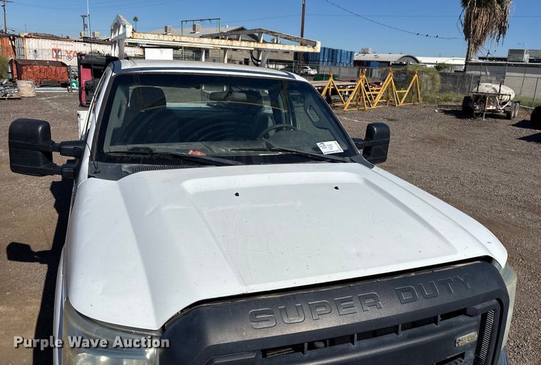 image for item EC1304 2016 Ford F250 Super Duty utility bed pickup truck