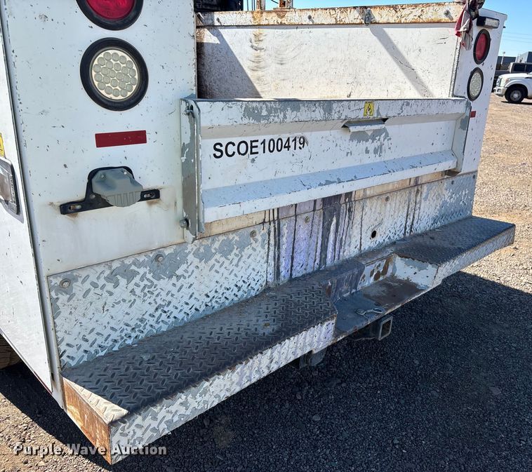 image for item EC1304 2016 Ford F250 Super Duty utility bed pickup truck