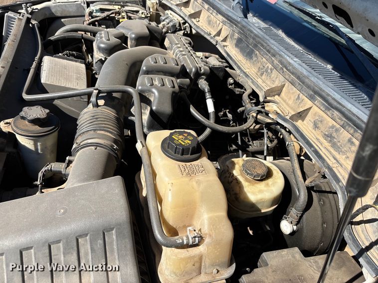 image for item EC1304 2016 Ford F250 Super Duty utility bed pickup truck