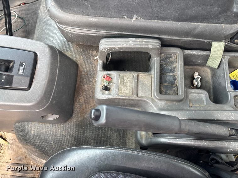 image for item EC3868 2008 GMC T6500 box truck