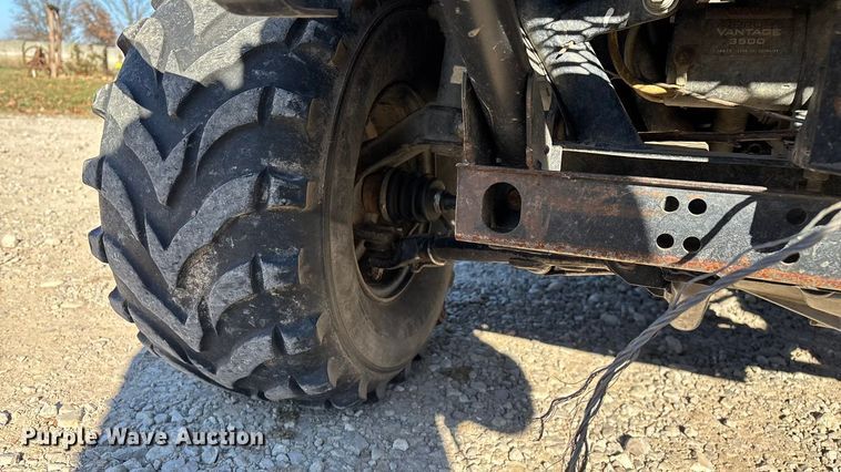 image for item ED2447 2015 Kawasaki Mule 4010 utility vehicle