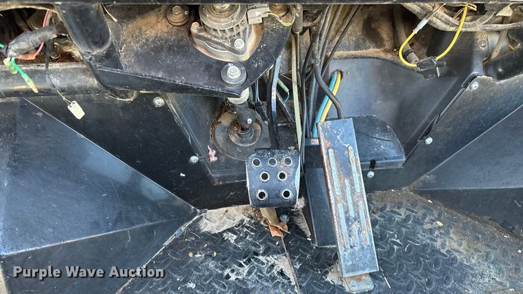 image for item ED2447 2015 Kawasaki Mule 4010 utility vehicle