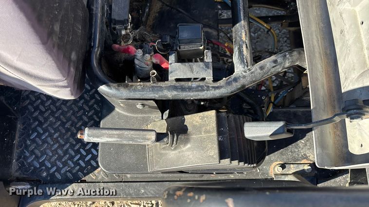 image for item ED2447 2015 Kawasaki Mule 4010 utility vehicle