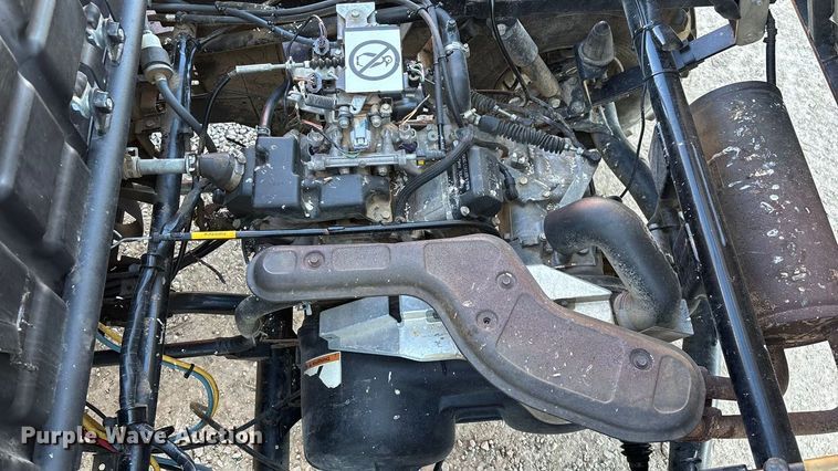 image for item ED2447 2015 Kawasaki Mule 4010 utility vehicle