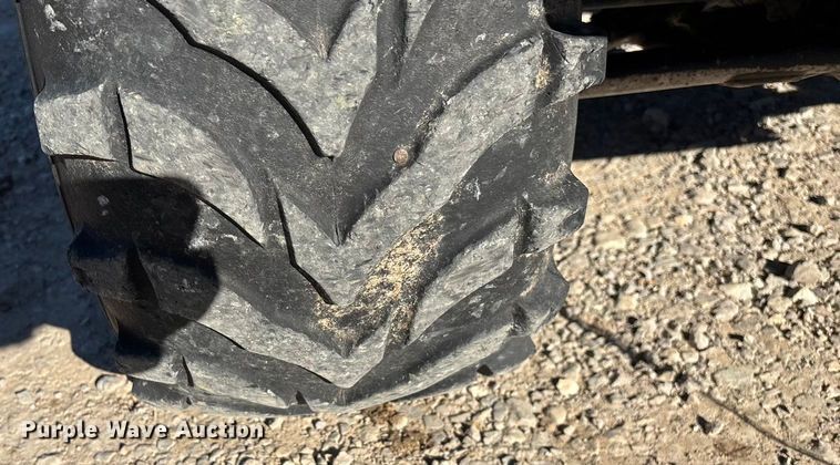 image for item ED2447 2015 Kawasaki Mule 4010 utility vehicle