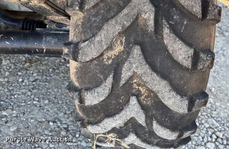 image for item ED2447 2015 Kawasaki Mule 4010 utility vehicle