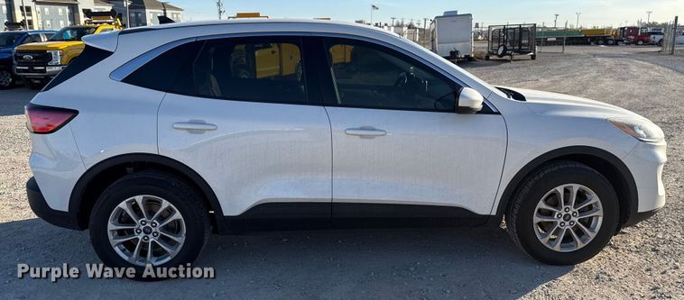 image for item EE3431 2021 Ford Escape SE SUV