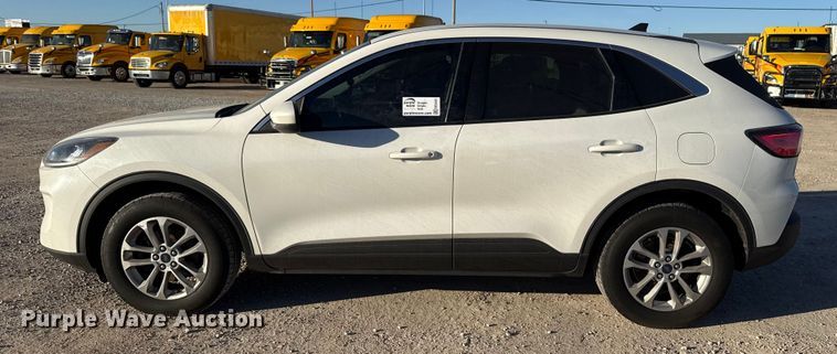 image for item EE3431 2021 Ford Escape SE SUV