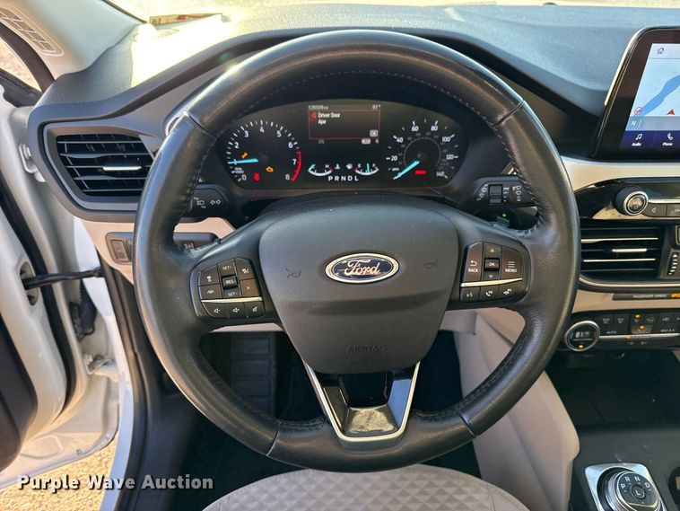 image for item EE3431 2021 Ford Escape SE SUV