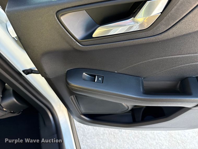 image for item EE3431 2021 Ford Escape SE SUV