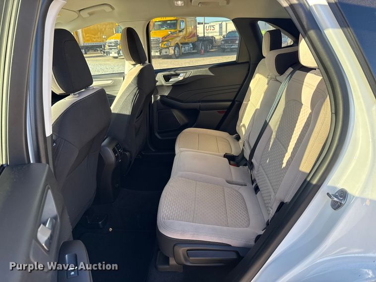 image for item EE3431 2021 Ford Escape SE SUV