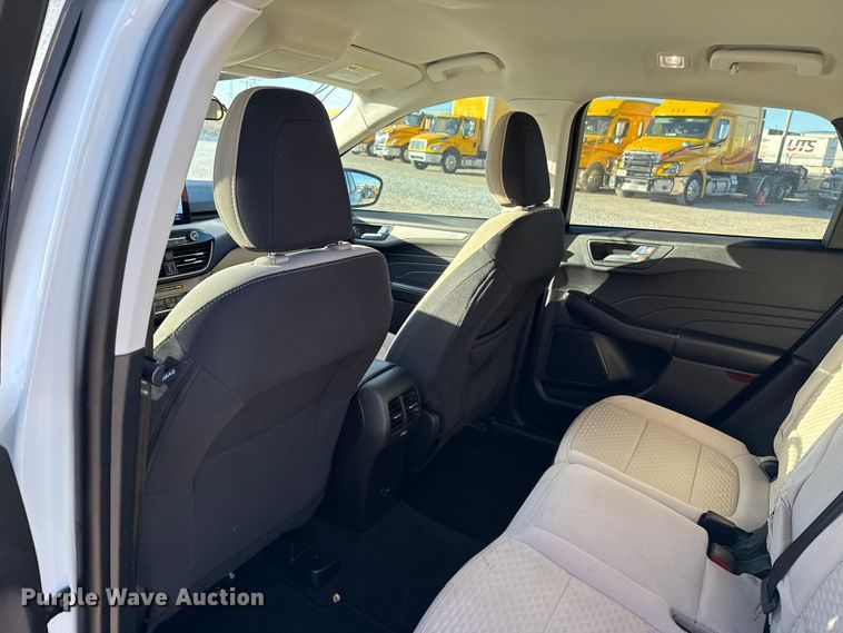 image for item EE3431 2021 Ford Escape SE SUV