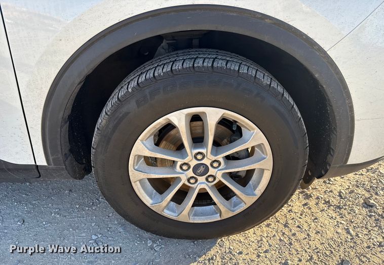 image for item EE3431 2021 Ford Escape SE SUV