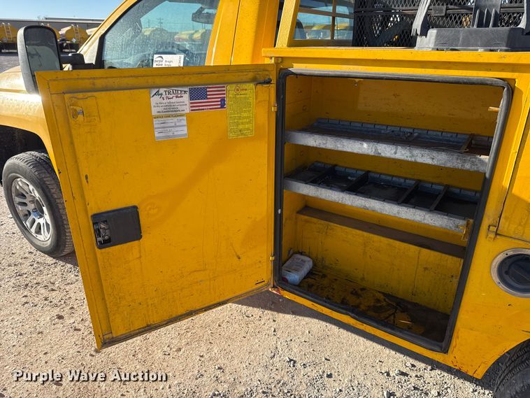 image for item EE3432 2015 Chevrolet Silverado 3500HD utility bed pickup truck