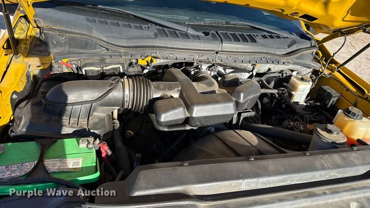 image for item EE3433 2018 Ford F350 Super Duty utility bed pickup truck