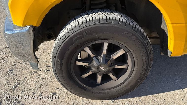 image for item EE3433 2018 Ford F350 Super Duty utility bed pickup truck