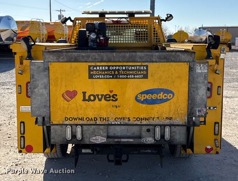 image for item EE3434 2019 Ford F350 Super Duty utility bed pickup truck