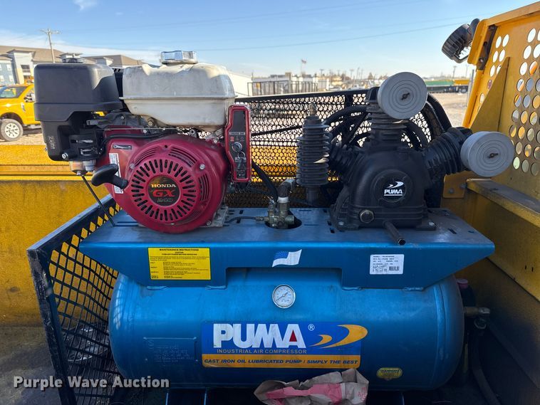 image for item EE3434 2019 Ford F350 Super Duty utility bed pickup truck