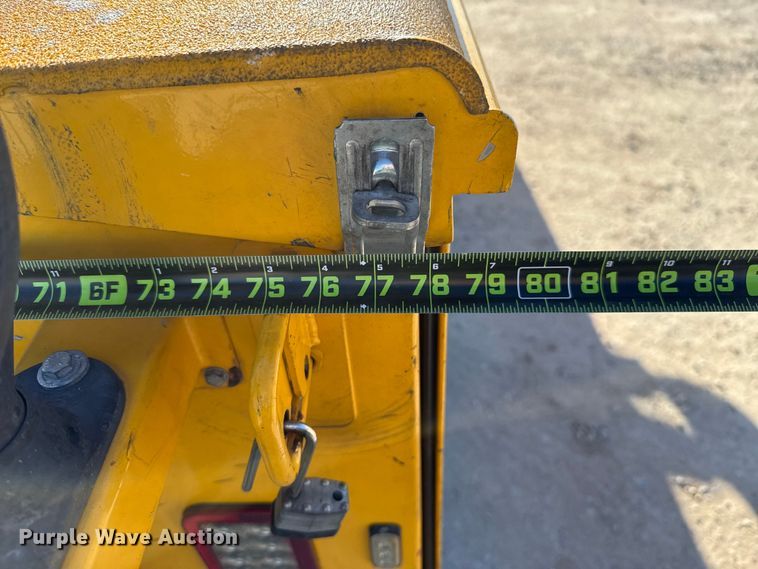 image for item EE3434 2019 Ford F350 Super Duty utility bed pickup truck