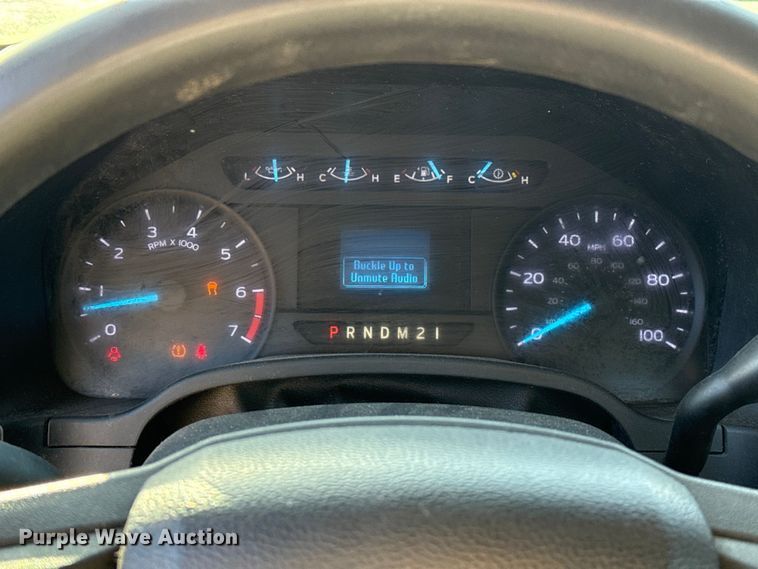 image for item EE3434 2019 Ford F350 Super Duty utility bed pickup truck