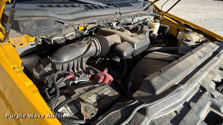 image for item EE3434 2019 Ford F350 Super Duty utility bed pickup truck