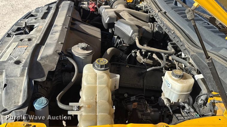 image for item EE3434 2019 Ford F350 Super Duty utility bed pickup truck