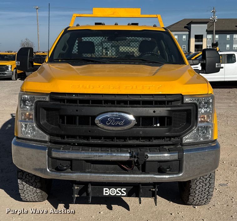 image for item EE3436 2022 Ford F350 utility bed pickup truck