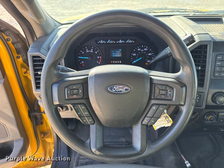 image for item EE3436 2022 Ford F350 utility bed pickup truck