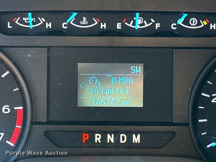 image for item EE3436 2022 Ford F350 utility bed pickup truck