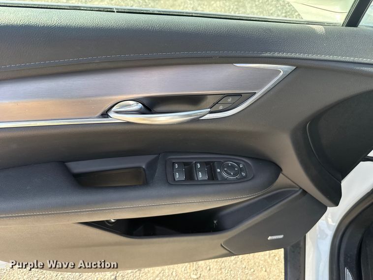 image for item EE3437 2020 Cadillac XT5 SUV