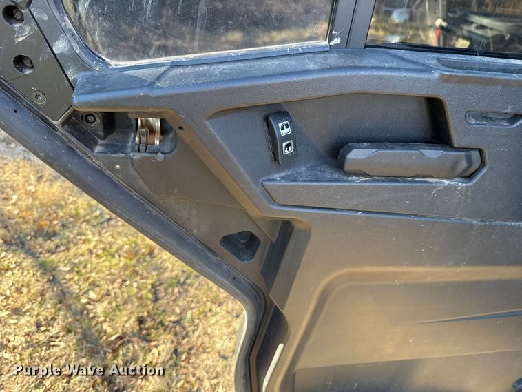 image for item EE3442 2024 Can-Am Defender utility vehicle