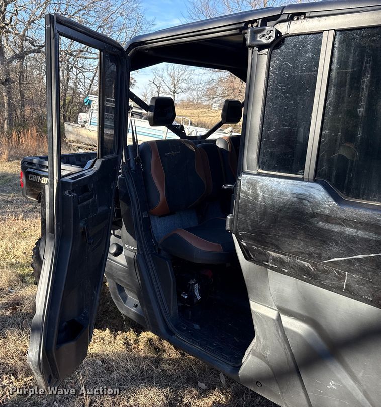 image for item EE3442 2024 Can-Am Defender utility vehicle