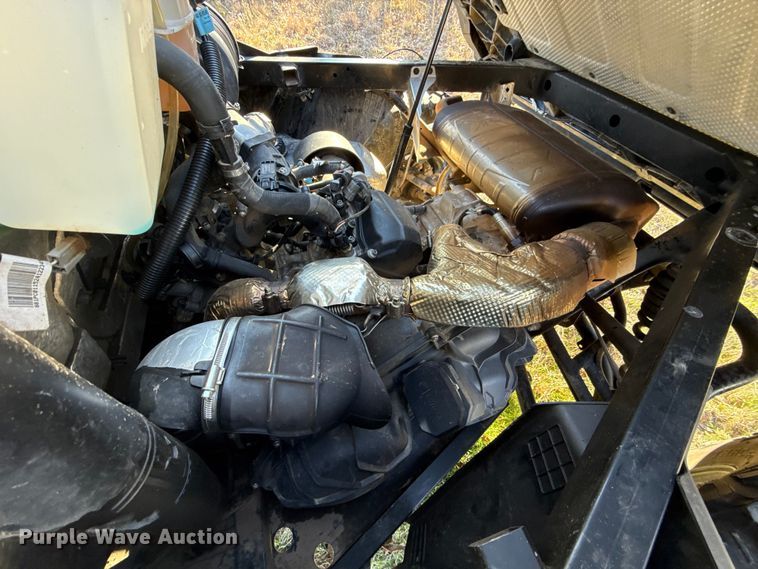 image for item EE3442 2024 Can-Am Defender utility vehicle