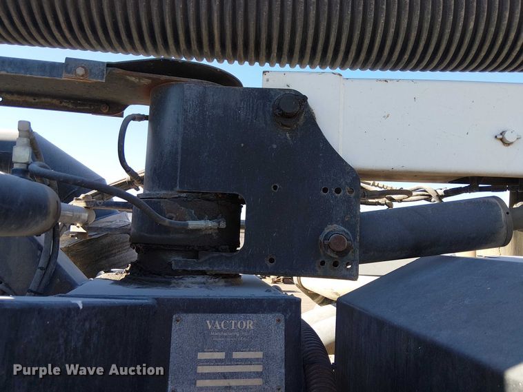 image for item EE5060 2005 Sterling L7500 sewer jetter truck