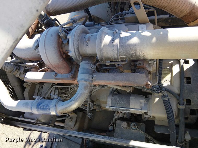 image for item EE5060 2005 Sterling L7500 sewer jetter truck