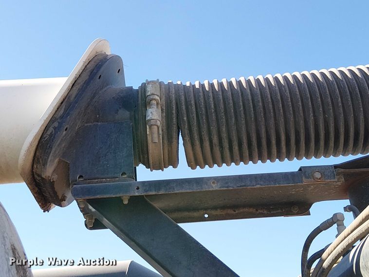 image for item EE5060 2005 Sterling L7500 sewer jetter truck